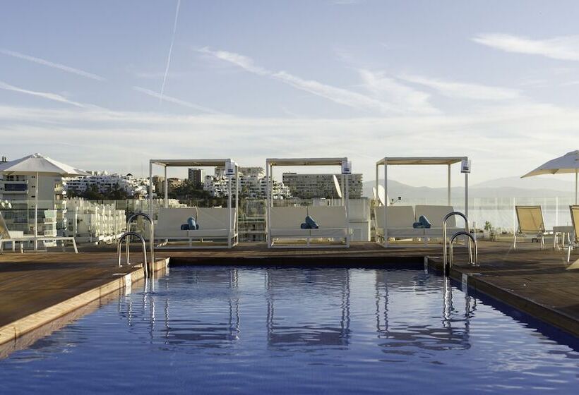 Отель Aluasun Lago Rojo Adults Recommended