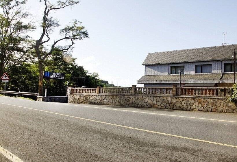 בית מלון כפרי Artxanda Bilbao, Parking Gratuito En El Exterior