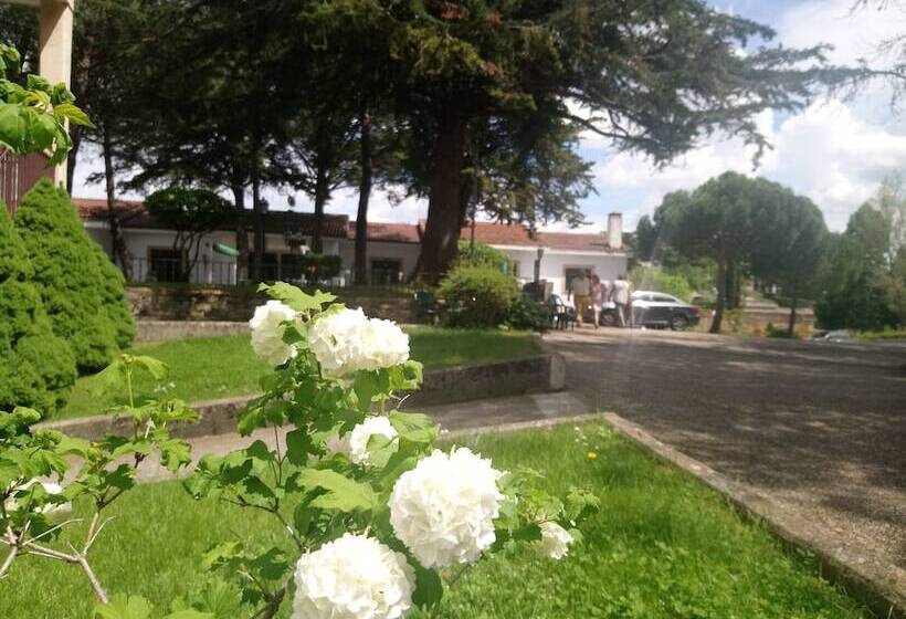 فندق Balneario De Ledesma