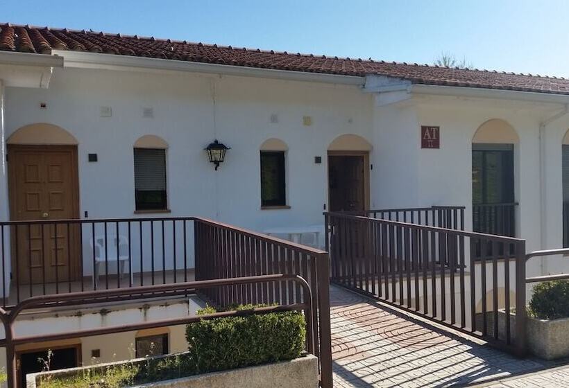 فندق Balneario De Ledesma