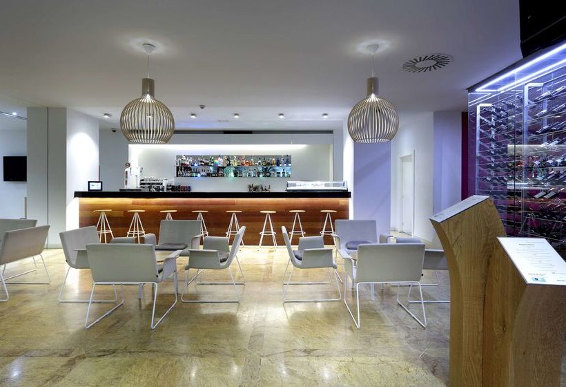 בית מלון כפרי Barcelo Bilbao Nervion