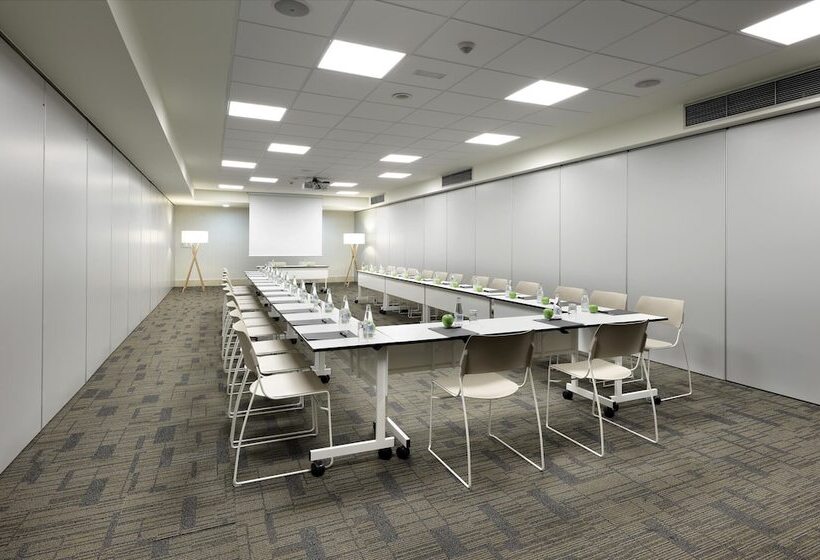 בית מלון כפרי Barcelo Bilbao Nervion