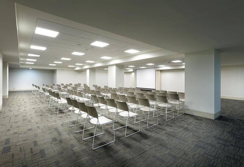 בית מלון כפרי Barcelo Bilbao Nervion