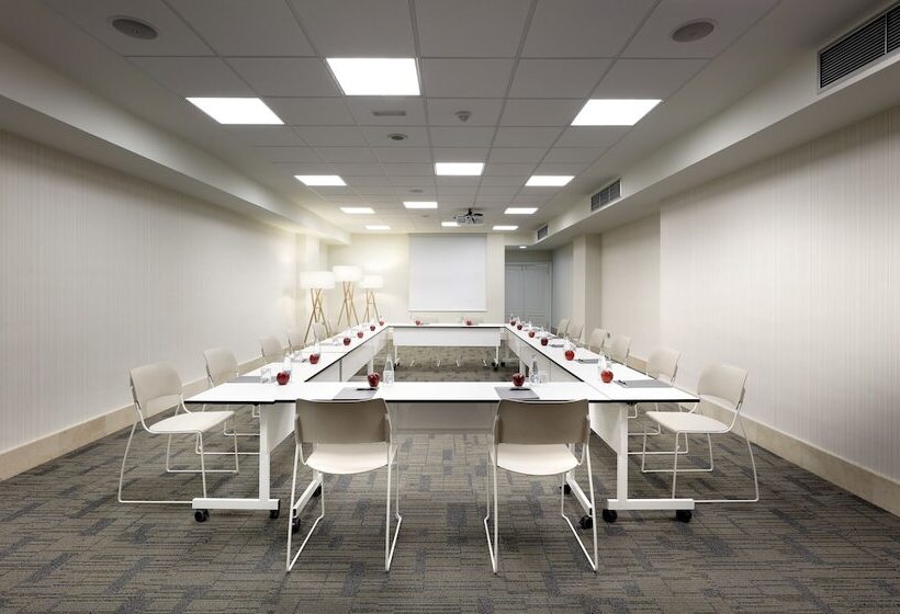 בית מלון כפרי Barcelo Bilbao Nervion