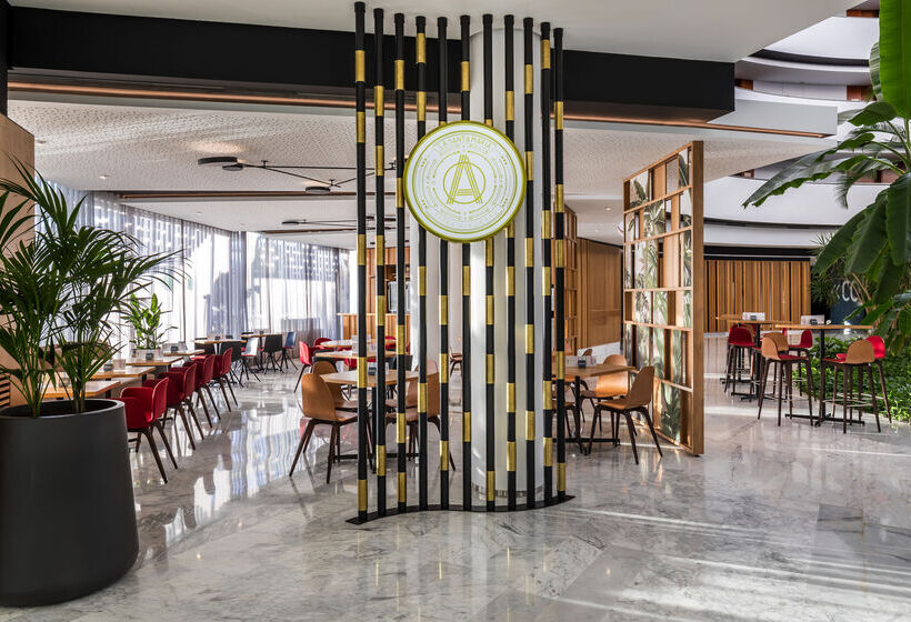 호텔 Barcelo Sevilla Renacimiento