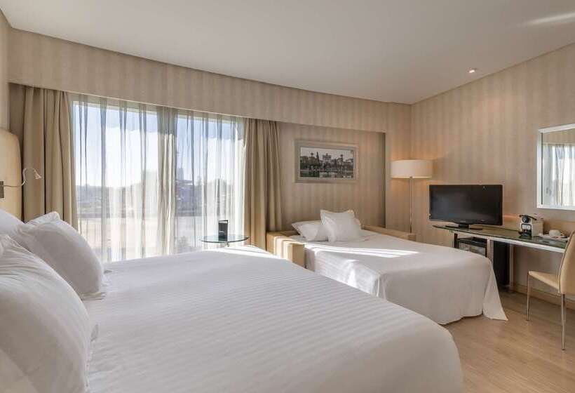 호텔 Barcelo Sevilla Renacimiento