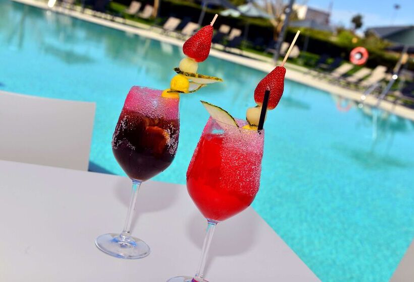 호텔 Barcelo Sevilla Renacimiento