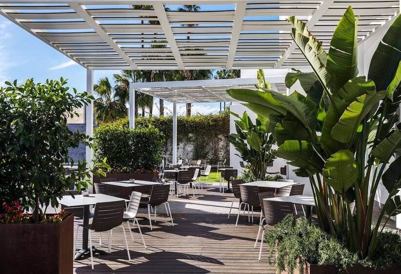 호텔 Barcelo Sevilla Renacimiento