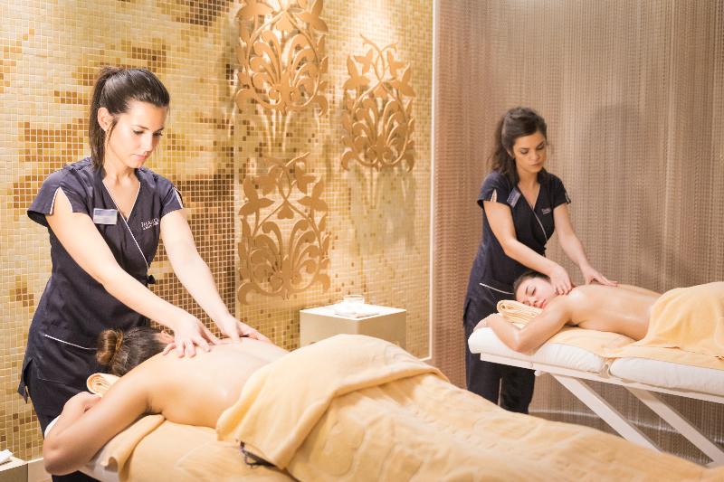 酒店 Beatriz Toledo Auditorium & Spa