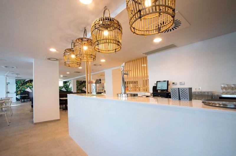 ホテル Benalmadena Beach