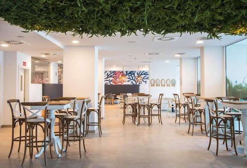 ホテル Benalmadena Beach