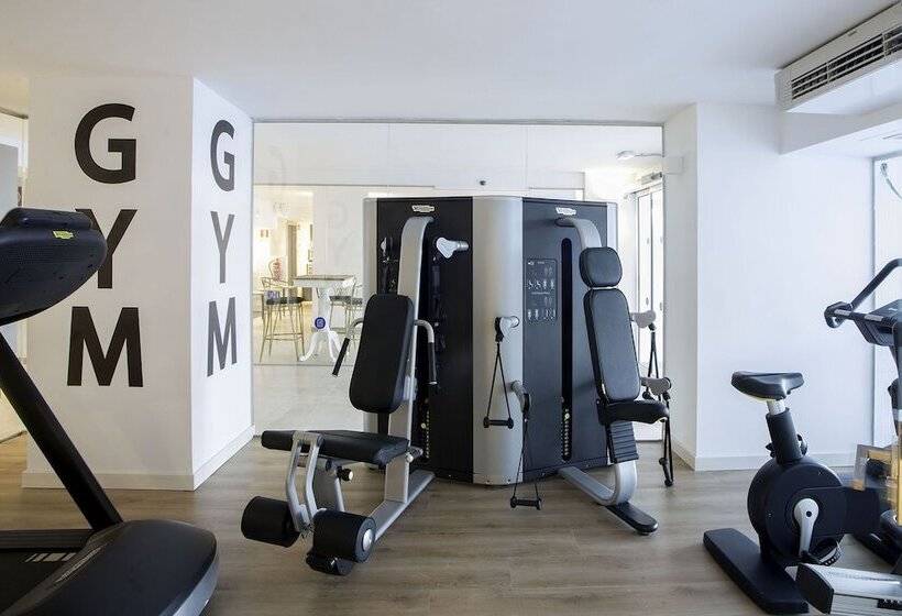 هتل Benalmadena Beach