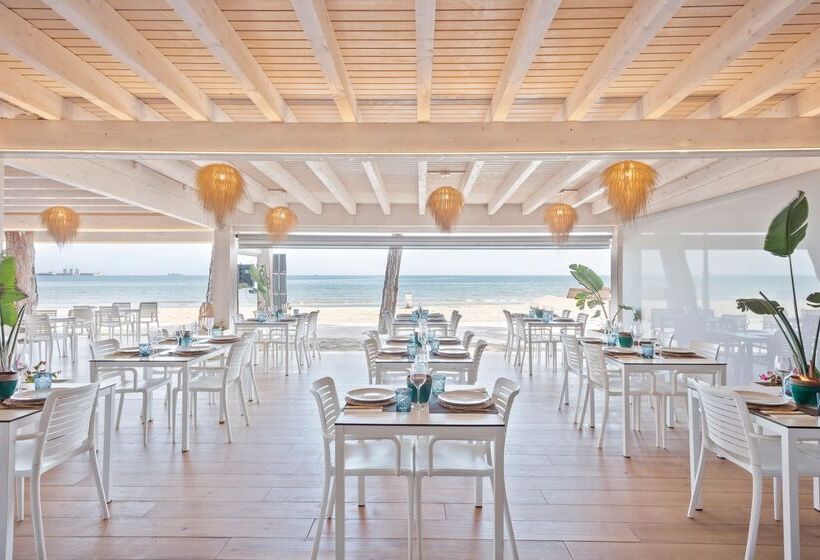 فندق Best Terramarina