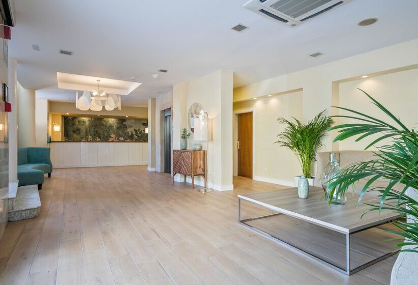 فندق Best Terramarina