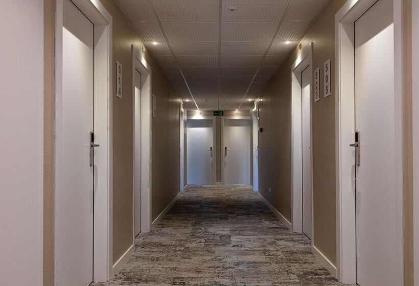 فندق Best Terramarina