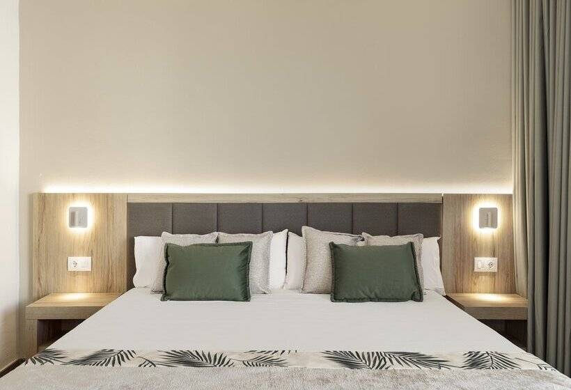 ホテル Best Triton