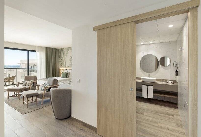 ホテル Best Triton