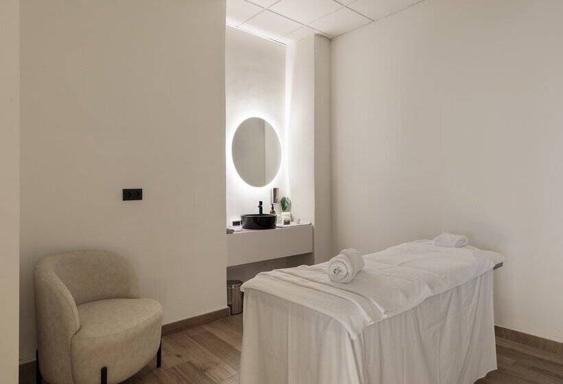 ホテル Best Triton