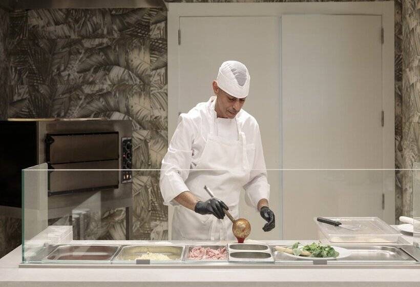 ホテル Best Triton