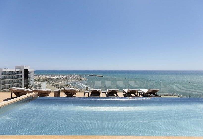 ホテル Best Triton