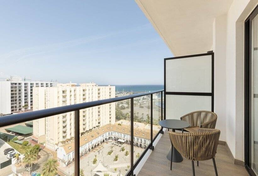 ホテル Best Triton