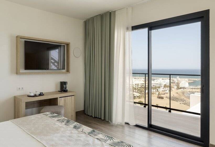 ホテル Best Triton