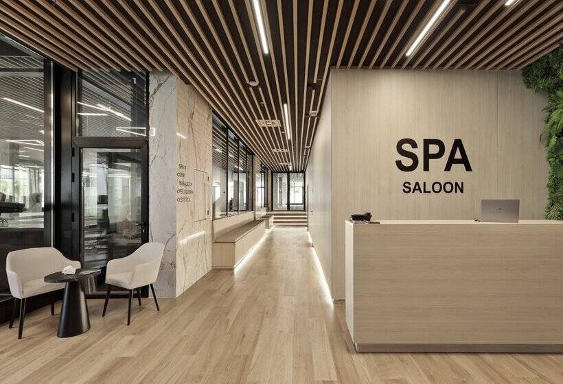 ホテル Best Triton