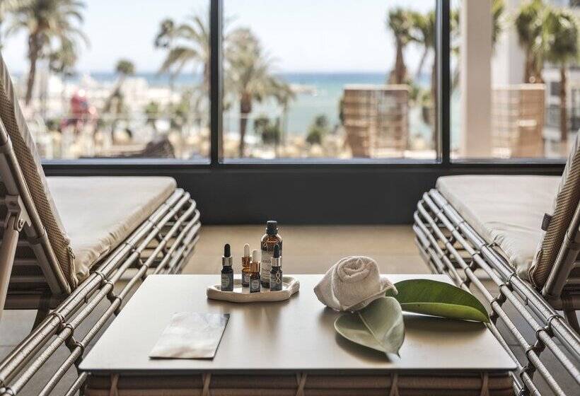 ホテル Best Triton