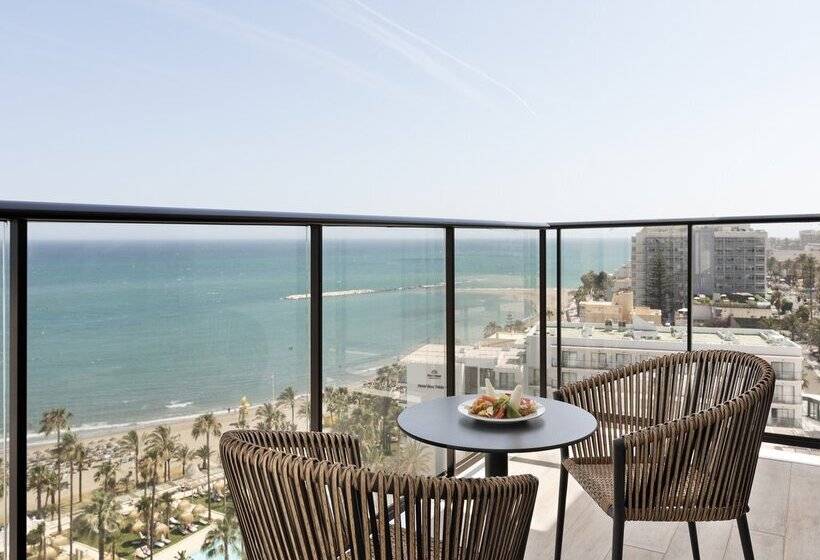 ホテル Best Triton