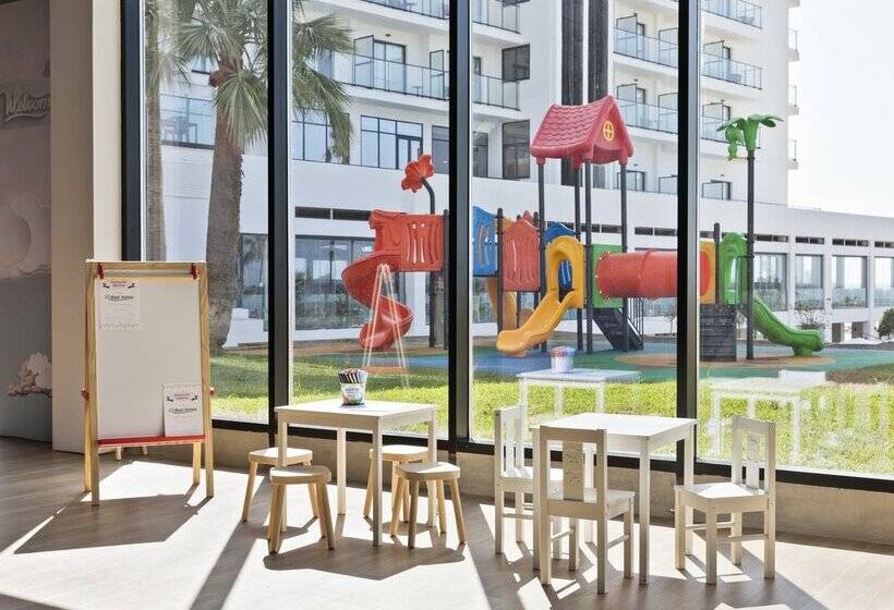 ホテル Best Triton