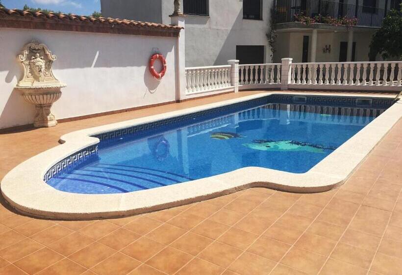 בית מלון כפרי Bon Lloc