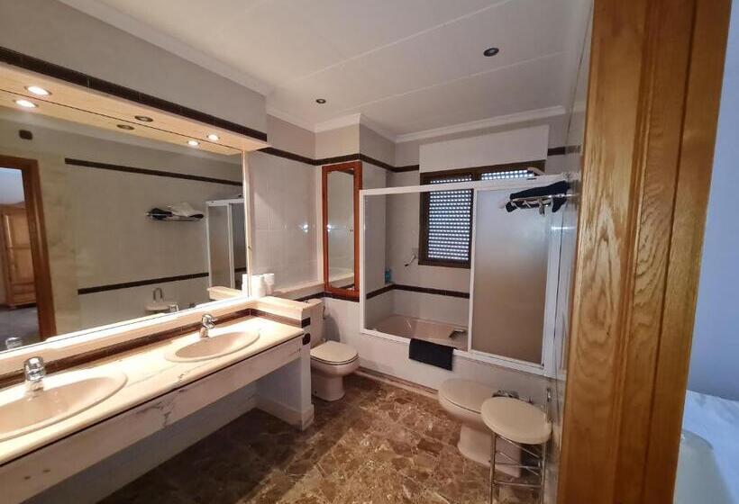 בית מלון כפרי Bon Lloc