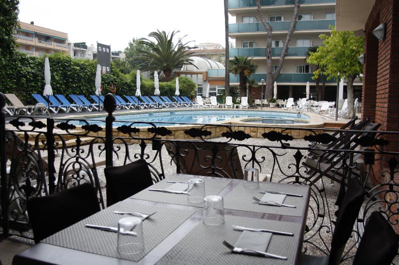 ホテル Canada Palace