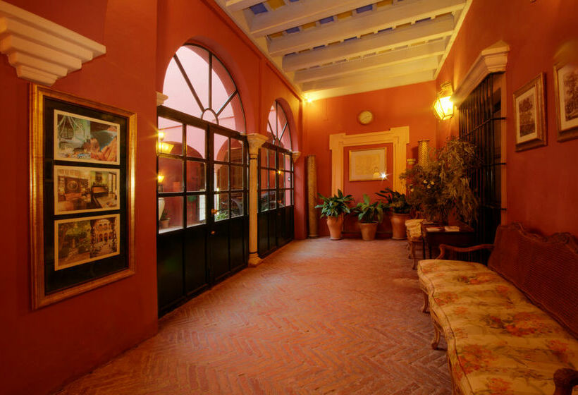 فندق Casa De Carmona