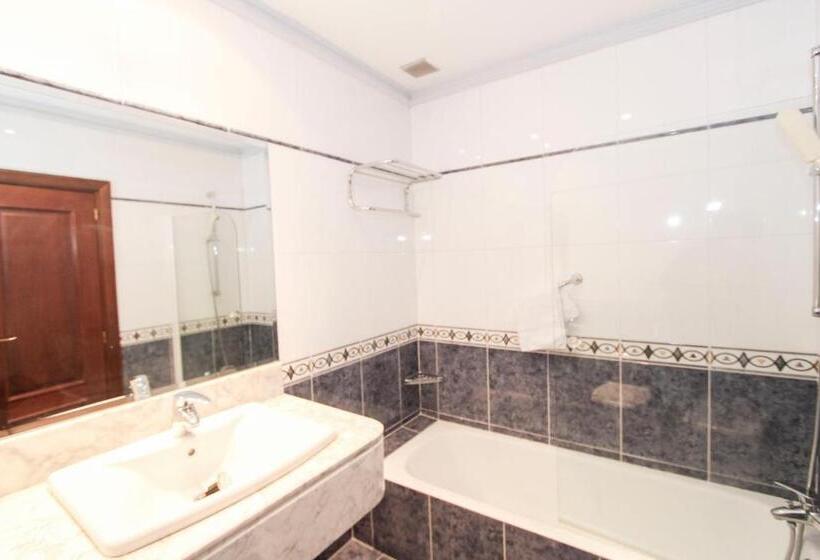 فندق Castellano Centro