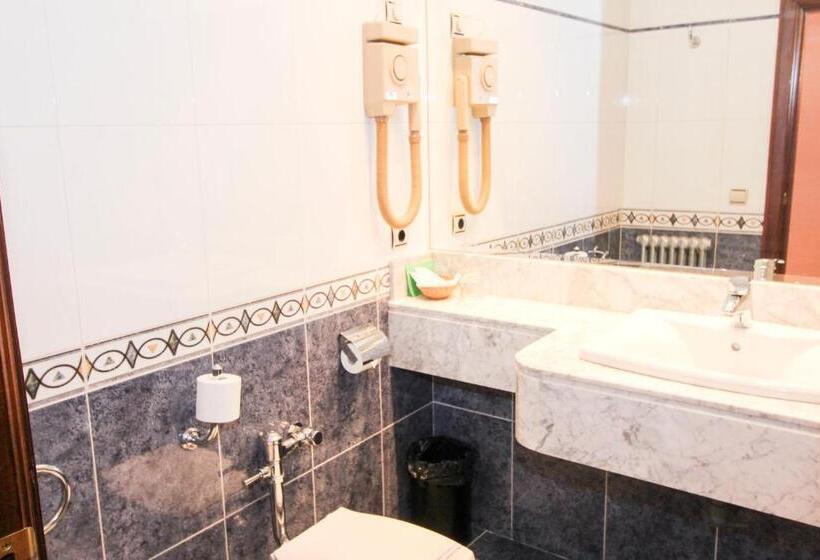 فندق Castellano Centro