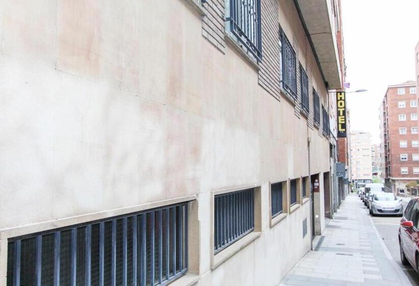 فندق Castellano Centro