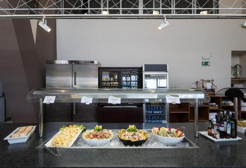 בית מלון כפרי Catalonia Las Vegas - Adults Only