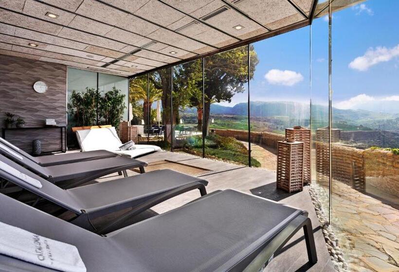 Отель Catalonia Reina Victoria