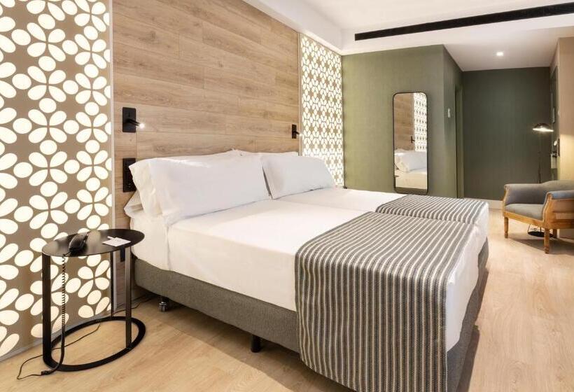 酒店 Catalonia Santa Justa