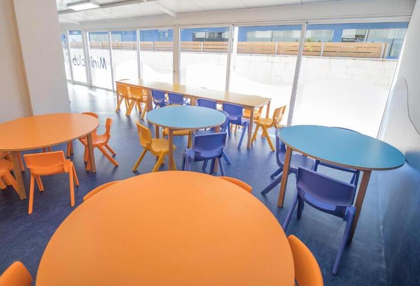 ホテル Cesar Augustus