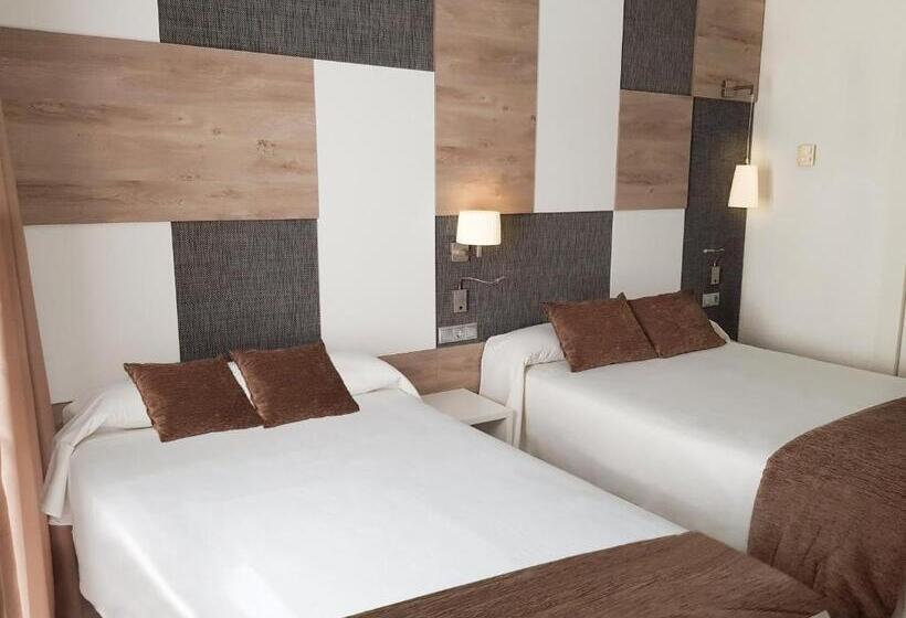 ホテル Cesar Augustus