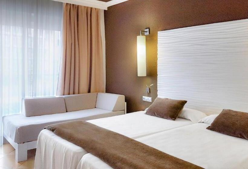 ホテル Cesar Augustus