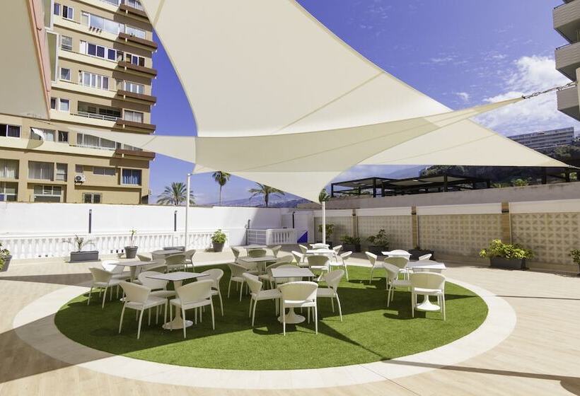 ホテル Checkin Concordia Playa