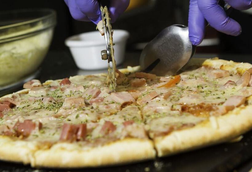 ホテル Checkin Concordia Playa