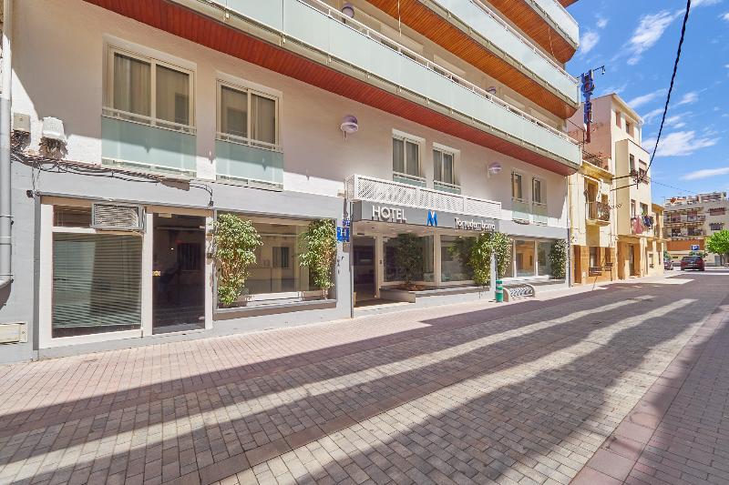 Отель Checkin Torredembarra