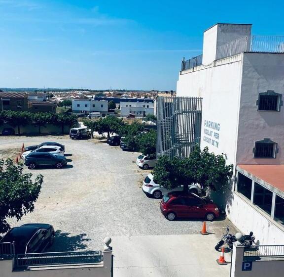 هتل Checkin Travé