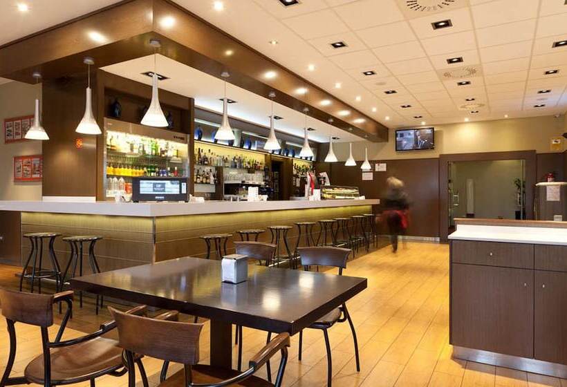 ホテル Ciudad De Alcaniz