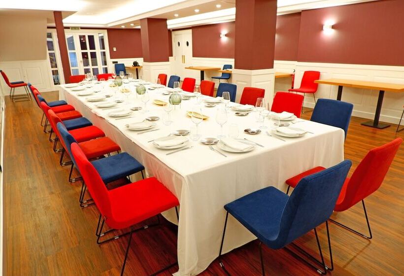 فندق Colon Plaza