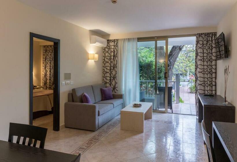 ホテル Colon Rambla